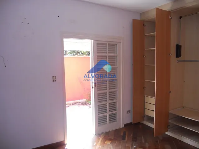 Sobrado com 188m² 4 quartos e 3 banheiros, à venda, no bairro Jardim das Indústrias em São José dos Campos