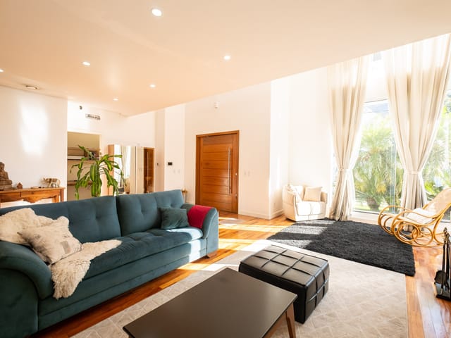 Casa com 644m² 3 quartos e 4 banheiros, à venda, no bairro Laranjal em Pelotas