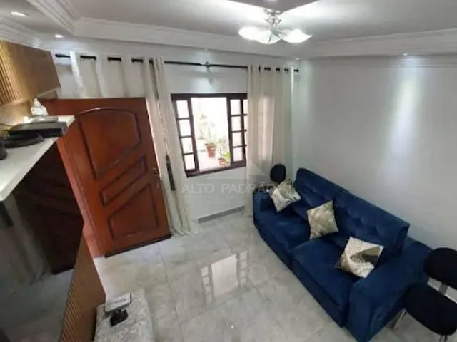 Sobrado com 125m² 3 quartos e 3 banheiros, à venda, no bairro Parque São Vicente em Mauá