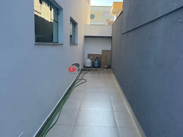 Sobrado com 371m² 3 quartos e 2 banheiros, à venda, no bairro Jardim São Caetano em São Caetano do Sul