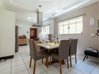 Foto do Sobrado-Sobrado para venda em Vila Centenário com 4 quartos, sendo 2 suítes, 170m²