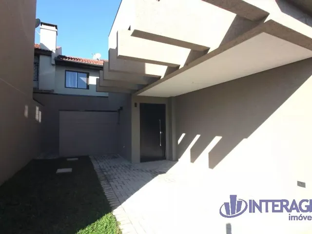 Casa com 99m² 3 quartos e 2 banheiros, à venda, no bairro Santa Felicidade em Curitiba