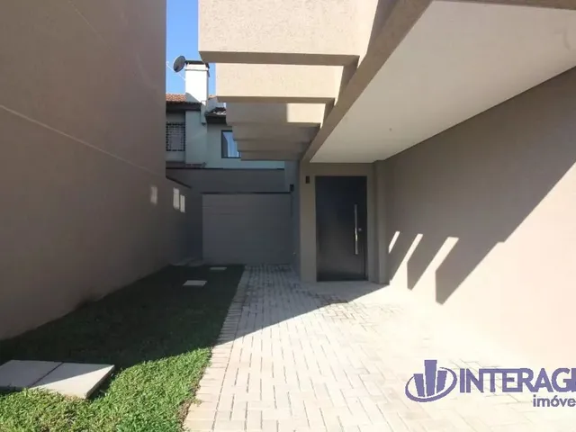 Casa com 99m² 3 quartos e 2 banheiros, à venda, no bairro Santa Felicidade em Curitiba