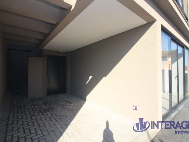 Sobrado com 112m² 3 quartos e 2 banheiros, à venda, no bairro Santa Felicidade em Curitiba