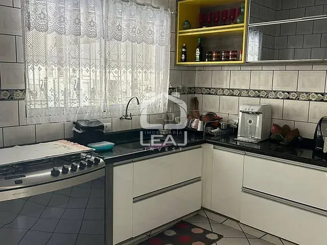 Sobrado com 137m² 3 quartos e 2 banheiros, à venda, no bairro Jardim Capão Redondo em São Paulo