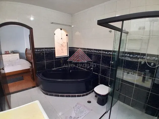 Sobrado com 166m² 3 quartos e 2 banheiros, à venda, no bairro Jardim Pilar em Mauá
