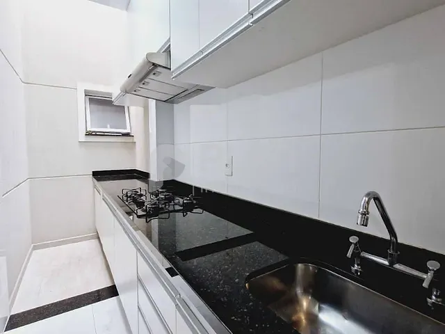 Sobrado 5 quartos e 5 banheiros, à venda, no bairro Jardim Leonor Mendes de Barros em São Paulo