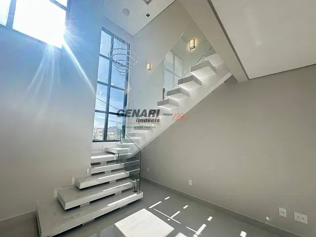 Sobrado com 218m² 3 quartos e 4 banheiros, à venda, no bairro Loteamento Park Gran Reserve em Indaiatuba