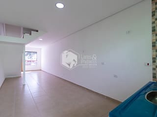 Foto do Sobrado-Sobrado para venda em Parque Jabaquara com 2 quartos, sendo 1 suíte, 104m²