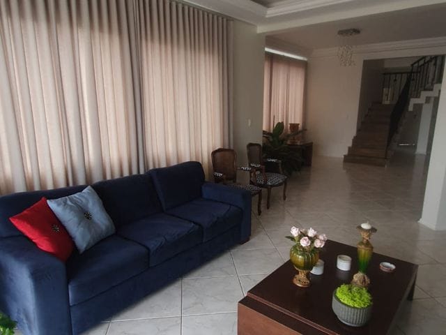 Sobrado com 817m² 6 quartos e 7 banheiros, à venda, no bairro Centro em Cerquilho