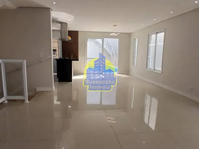 Sobrado com 176m² 3 quartos e 4 banheiros, à venda, no bairro Bela Vista em Osasco