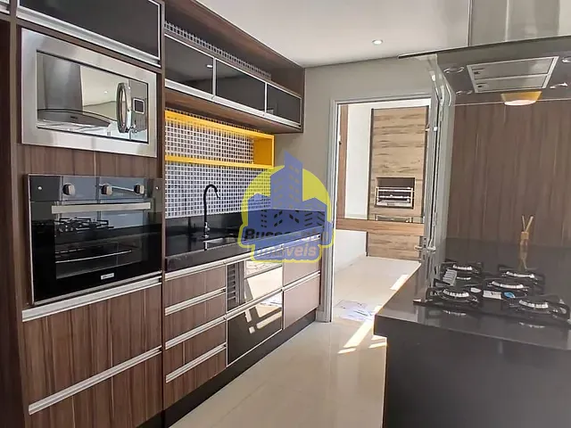 Sobrado com 176m² 3 quartos e 4 banheiros, à venda, no bairro Bela Vista em Osasco
