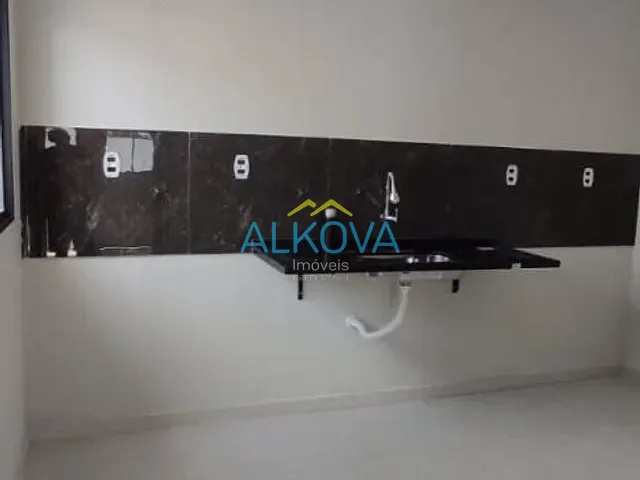 Sobrado com 125m² 2 quartos e 2 banheiros, à venda, no bairro Borda da Mata em Caçapava