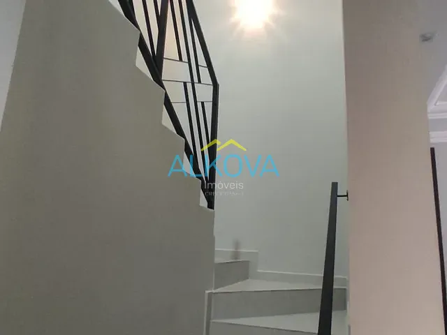 Sobrado com 125m² 2 quartos e 2 banheiros, à venda, no bairro Borda da Mata em Caçapava