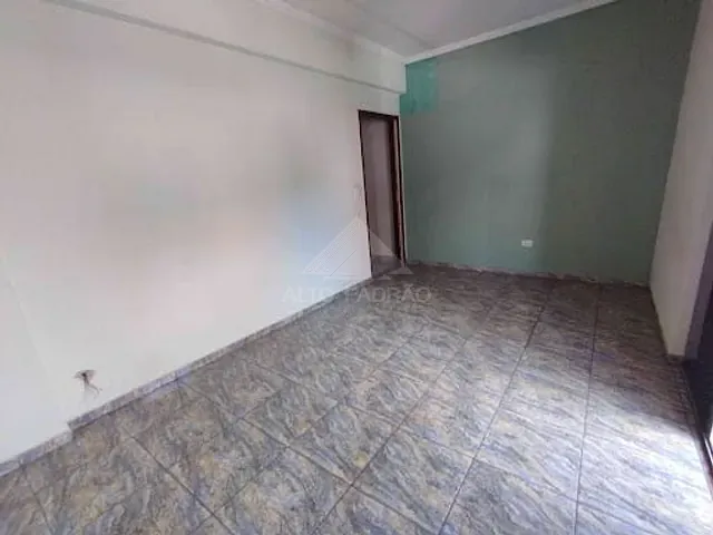 Sobrado com 225m² 3 quartos e 3 banheiros, à venda, no bairro Vila Ana Maria em Mauá