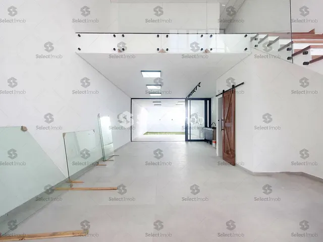Sobrado com 190m² 2 quartos e 1 banheiro, à venda, no bairro Vila Nossa Senhora das Vitórias em Mauá