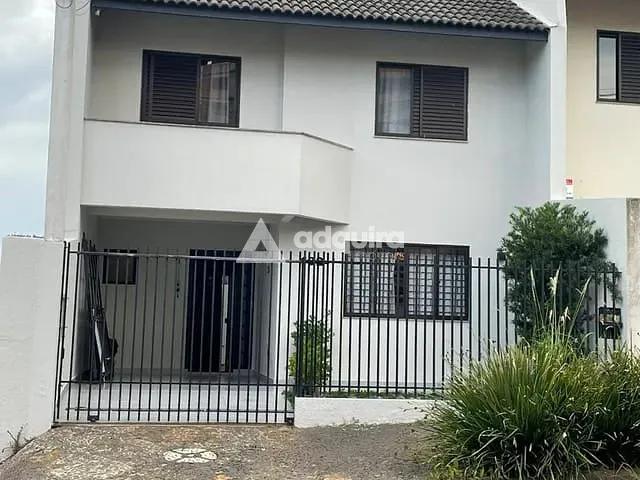 Sobrado com 149m² 3 quartos e 3 banheiros, à venda, no bairro Estrela em Ponta Grossa