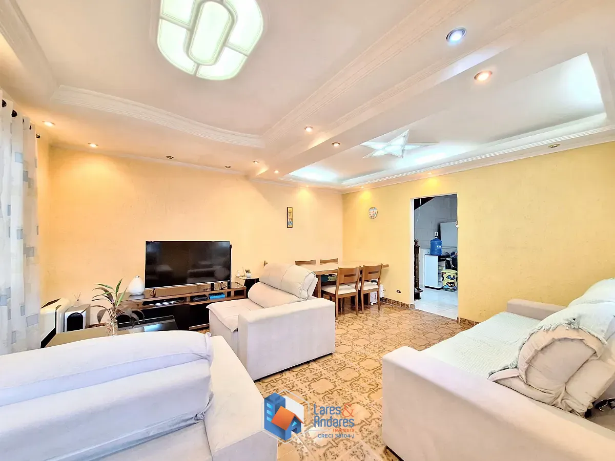 Sobrado, 2 quartos, 210 m² - Foto 1