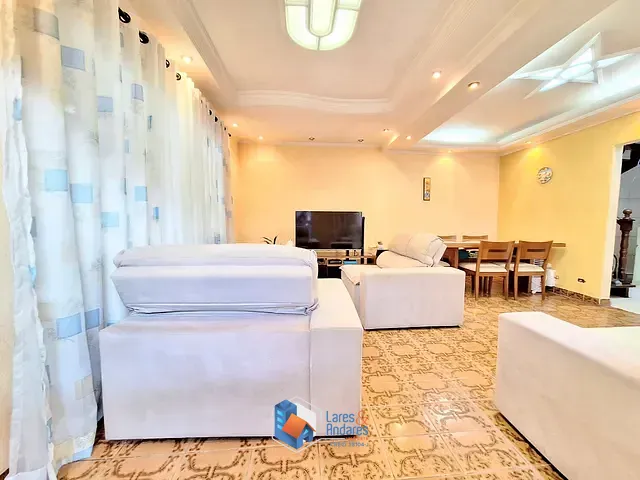 Sobrado com 160m² 2 quartos e 4 banheiros, à venda, no bairro Jardim Cecy em São Paulo