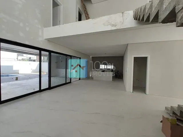 Sobrado com 450m² 4 quartos e 6 banheiros, à venda, no bairro Condomínio Chácara dos Eucaliptos em São José dos Campos