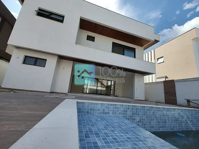 Sobrado com 450m² 4 quartos e 6 banheiros, à venda, no bairro Condomínio Chácara dos Eucaliptos em São José dos Campos