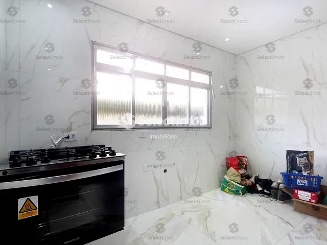 Sobrado com 243m² 3 quartos e 3 banheiros, à venda, no bairro Vila Emílio em Mauá