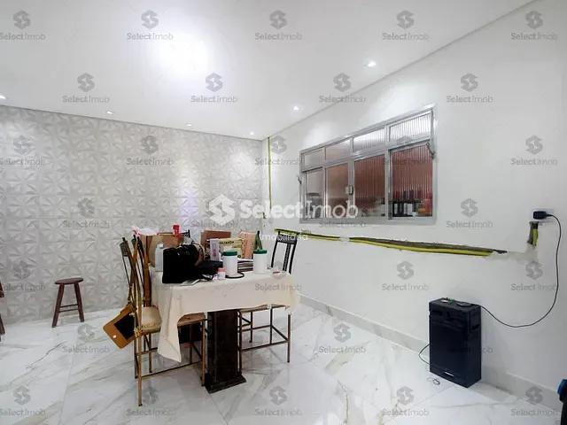 Sobrado com 243m² 3 quartos e 3 banheiros, à venda, no bairro Vila Emílio em Mauá