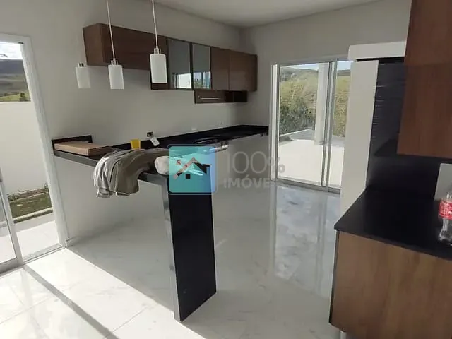 Sobrado com 1240m² 4 quartos e 5 banheiros, à venda, no bairro Jardim São Gabriel em Não informado
