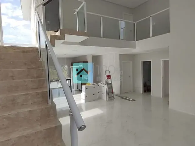 Sobrado com 1240m² 4 quartos e 5 banheiros, à venda, no bairro Jardim São Gabriel em Não informado
