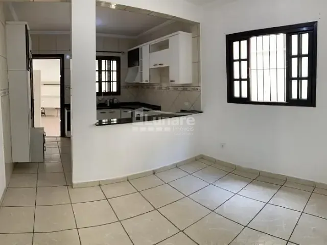 Sobrado com 185m² 3 quartos e 3 banheiros, à venda, no bairro Alto Ipiranga em Mogi das Cruzes