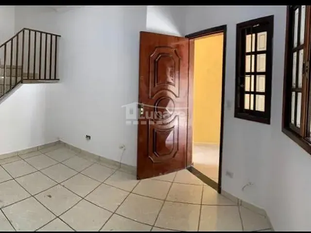Sobrado com 185m² 3 quartos e 3 banheiros, à venda, no bairro Alto Ipiranga em Mogi das Cruzes