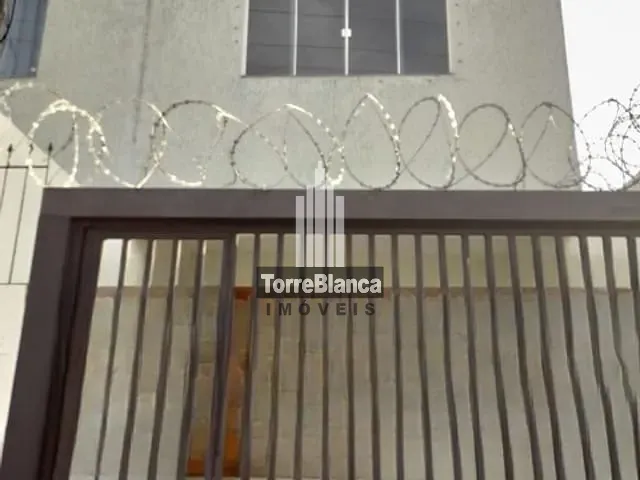 Sobrado com 69m² 2 quartos e 2 banheiros, à venda, no bairro Uvaranas em Ponta Grossa
