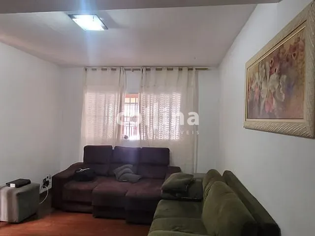 Sobrado com 200m² 3 quartos e 2 banheiros, à venda, no bairro Cidade das Flores em Osasco