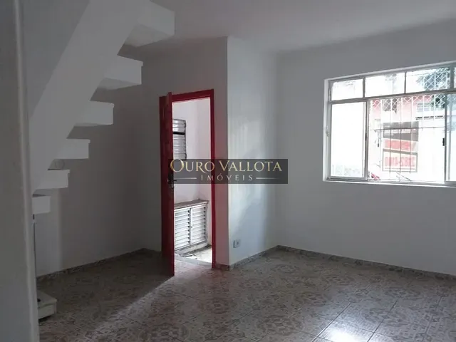 Sobrado com 80m² 2 quartos e 2 banheiros, à venda, no bairro Vila Bertioga em São Paulo