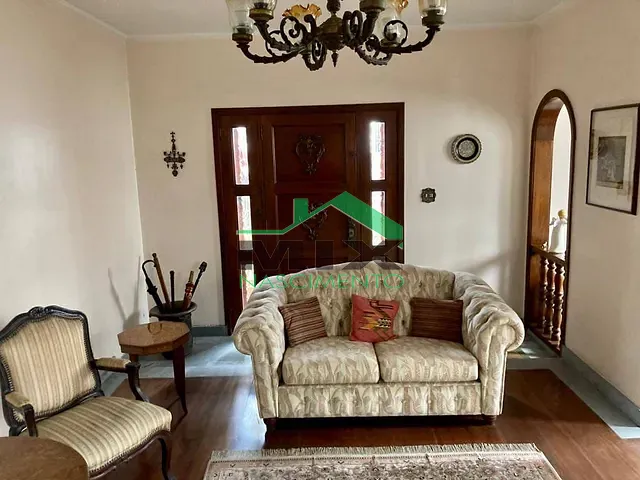 Sobrado com 360m², à venda ou para alugar, no bairro Parque Colonial em São Paulo