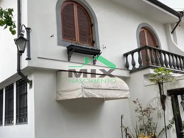 Sobrado com 360m², à venda ou para alugar, no bairro Parque Colonial em São Paulo