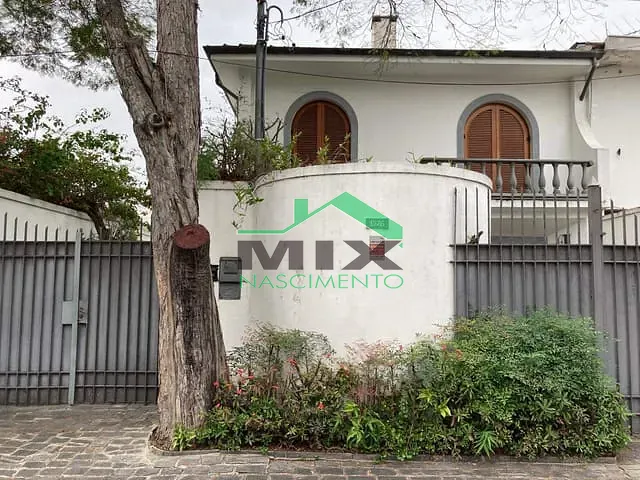 Sobrado com 360m², à venda ou para alugar, no bairro Parque Colonial em São Paulo