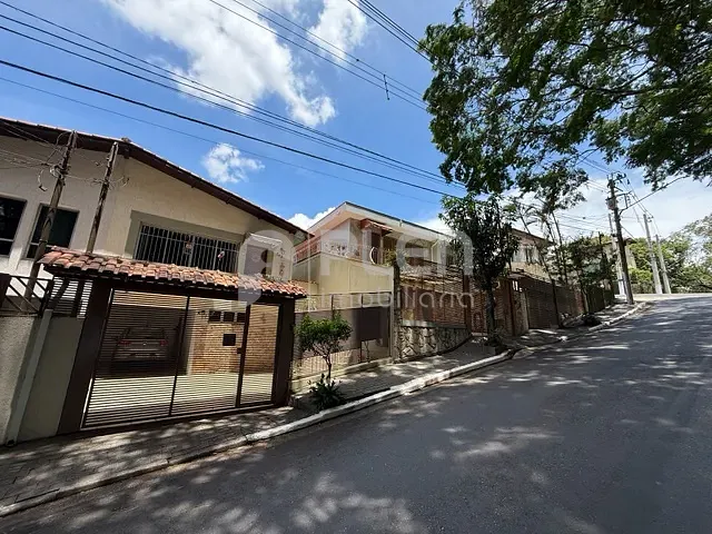 Sobrado com 200m² 4 quartos e 4 banheiros, à venda, no bairro Jardim Paraíso em São Paulo