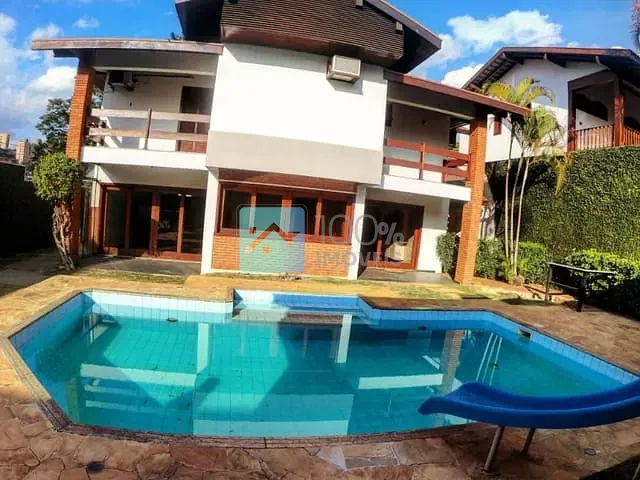 Sobrado com 640m² 4 quartos e 5 banheiros, à venda, no bairro Jardim das Colinas em São José dos Campos