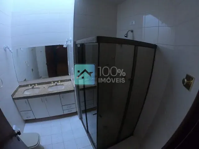 Sobrado com 640m² 4 quartos e 5 banheiros, à venda, no bairro Jardim das Colinas em São José dos Campos