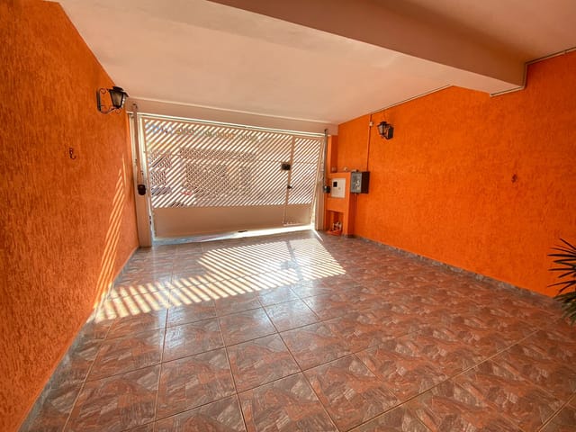 Foto do Sobrado - Sobrado à venda, 3 quartos, 2 banheiros, 2 vagas, 206m², Jardim Santo Antonio - Osasco/SP | Collina Imóveis
