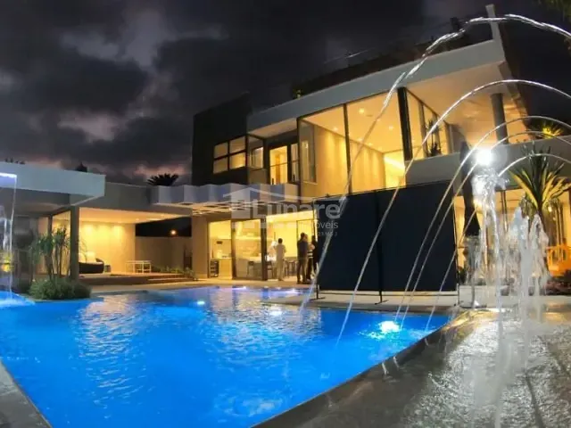 Sobrado com 1080m² 7 quartos e 10 banheiros, à venda, no bairro Riviera de São Lourenço em Bertioga