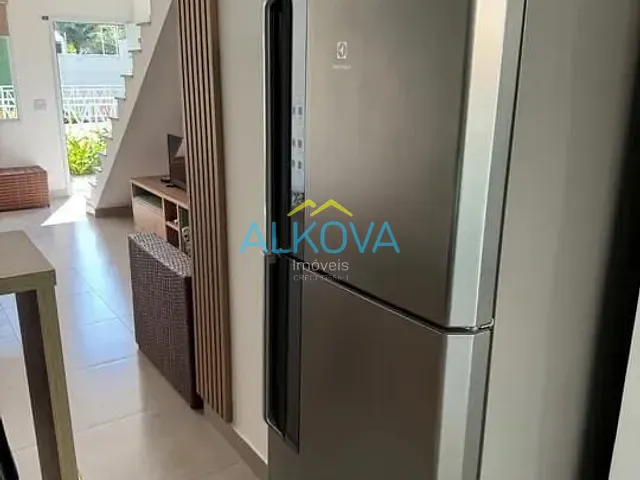 Sobrado com 116m² 2 quartos e 3 banheiros, à venda, no bairro Recanto Som Do Mar em Caraguatatuba