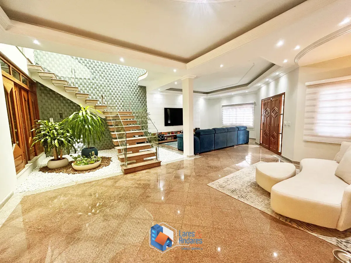 Sobrado, 5 quartos, 328 m² - Foto 2