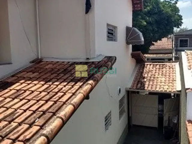 Sobrado com 312m² 4 quartos e 3 banheiros, à venda, no bairro Bosque dos Eucaliptos em São José dos Campos