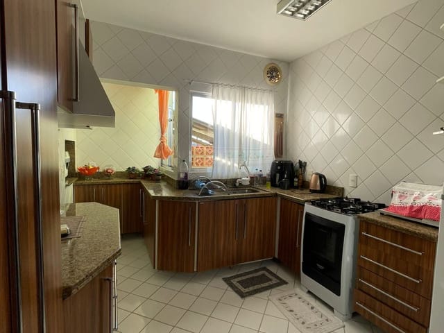 Casa 3 quartos e 3 banheiros, à venda, no bairro Jardim Europa em Pelotas