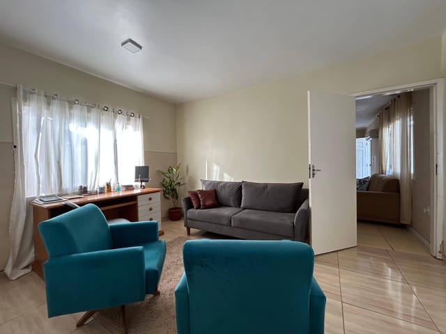 Casa com 425m² 4 quartos e 3 banheiros, à venda, no bairro Obelisco em Pelotas