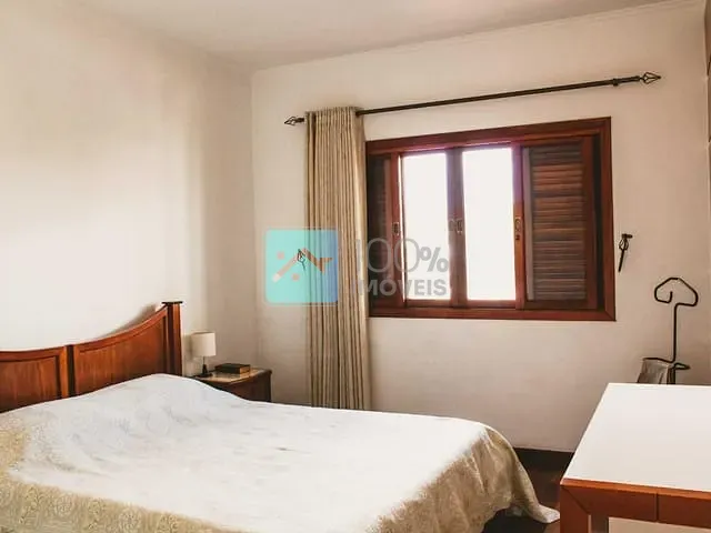Sobrado com 505m² 3 quartos e 4 banheiros, à venda, no bairro Urbanova em São José dos Campos