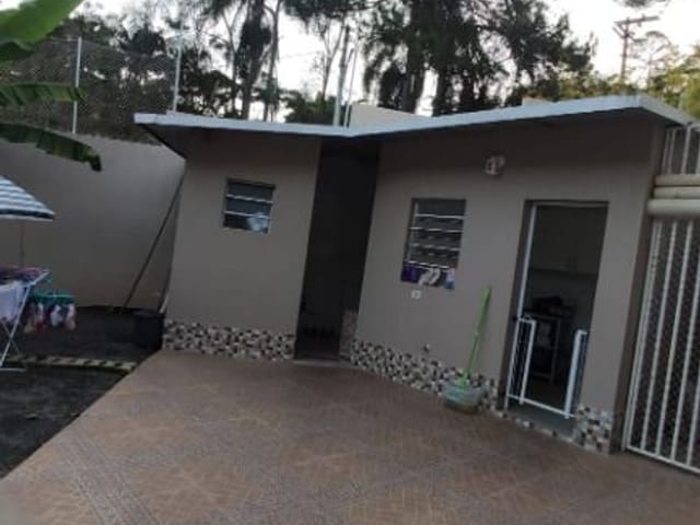 Sobrado com 350m² 3 quartos e 3 banheiros, à venda, no bairro Jardim Barbacena em Cotia