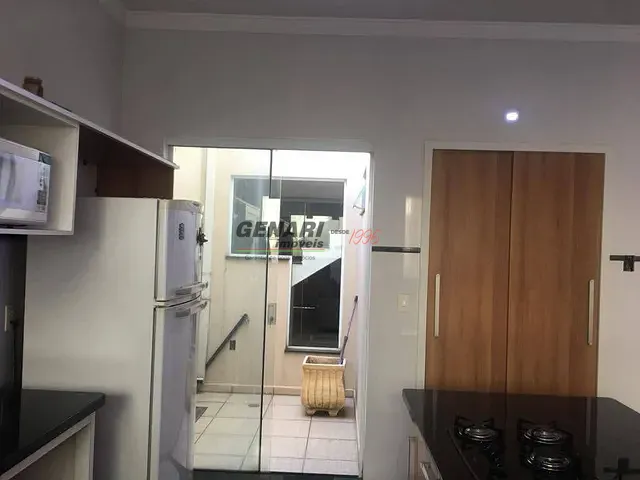 Sobrado com 125m² 3 quartos e 2 banheiros, à venda, no bairro Vila Castelo Branco em Indaiatuba